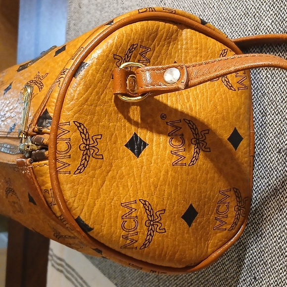 MCM Visetos Barrel Bag in Cognac - Picture 5 of 15